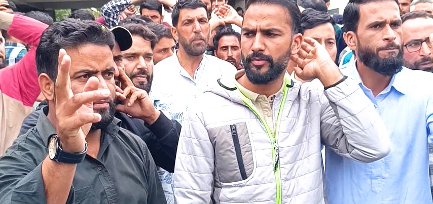 Fire Service aspirants stage protest in Srinagar over recruitment fraud, seek justice from LG Manoj Sinha
