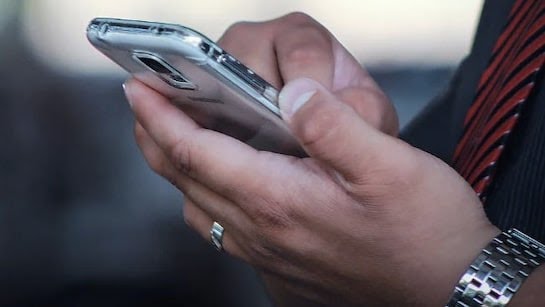 Man, 48, Loses Rs 3.96 Crore In Online Share Trading Fraud