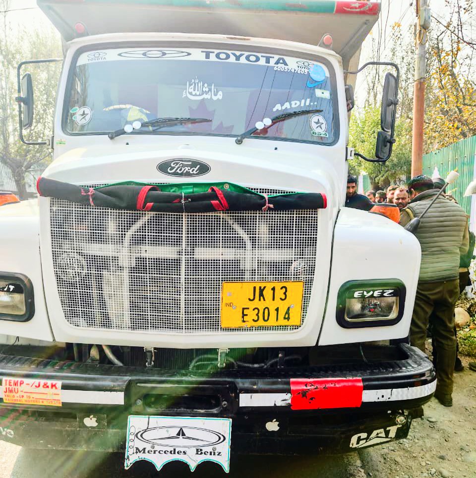 Girl crushed to death by Tipper in…