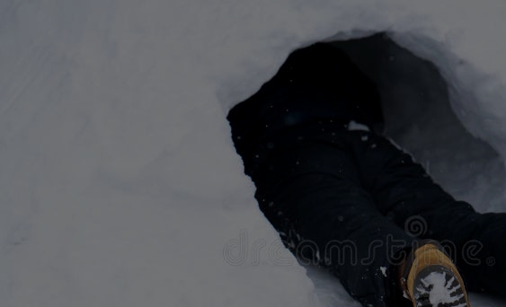 Man Buried Alive as Snow Slides Off Rooftop in South Kashmir