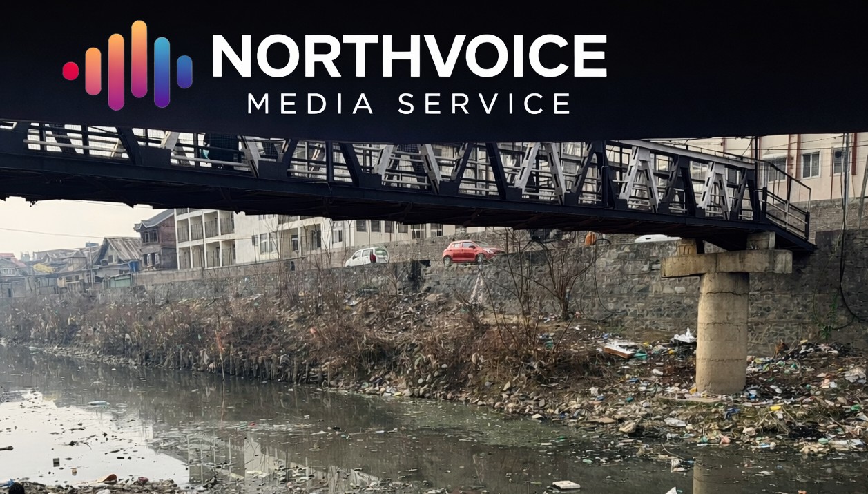 Neglected Jhelum Channel Sparks Sanitation Crisis in Srinagar’s Karfalli Mohalla